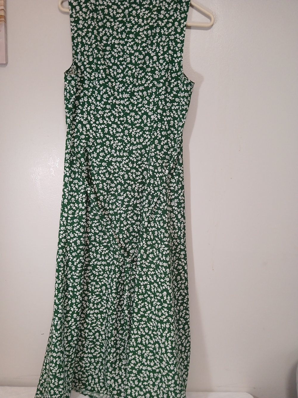 RIHOAS Green Floral V-Neck Midi Dress - Picture 4 of 5
